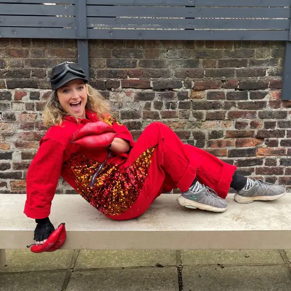 Elaine Hartley - Performer